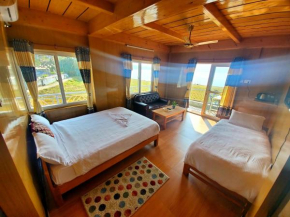 Hotel waterside